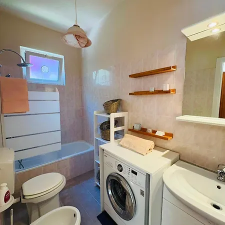 Apartmán Relax Ad Terrazza E Posto Auto Alassio